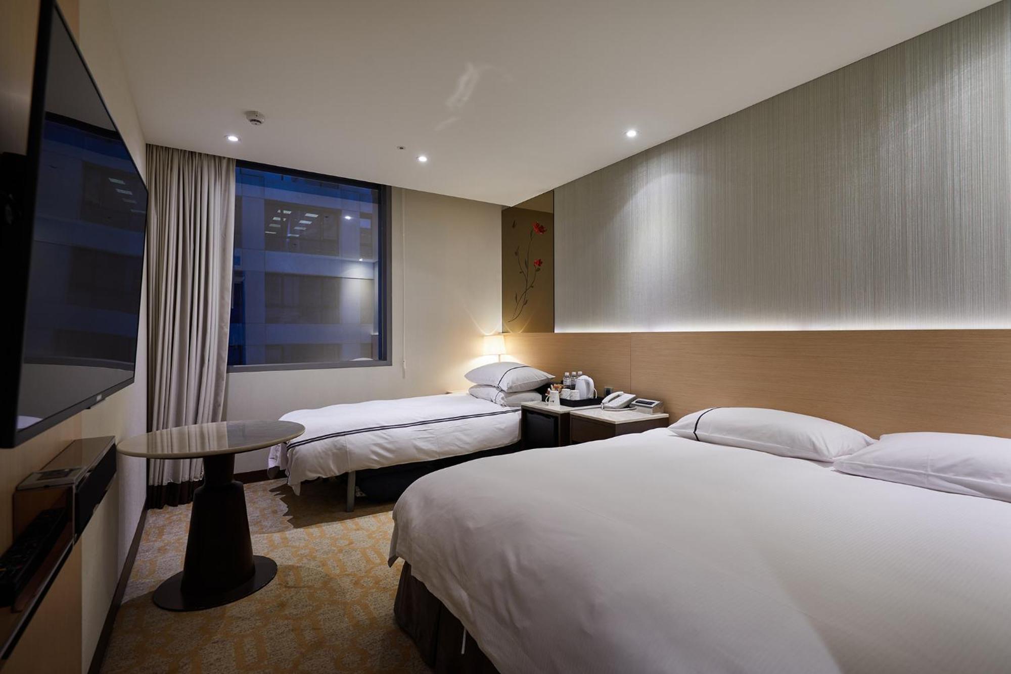 เค โฮเต็ล เทียนสิน Hotel ไทเป ภายนอก รูปภาพ