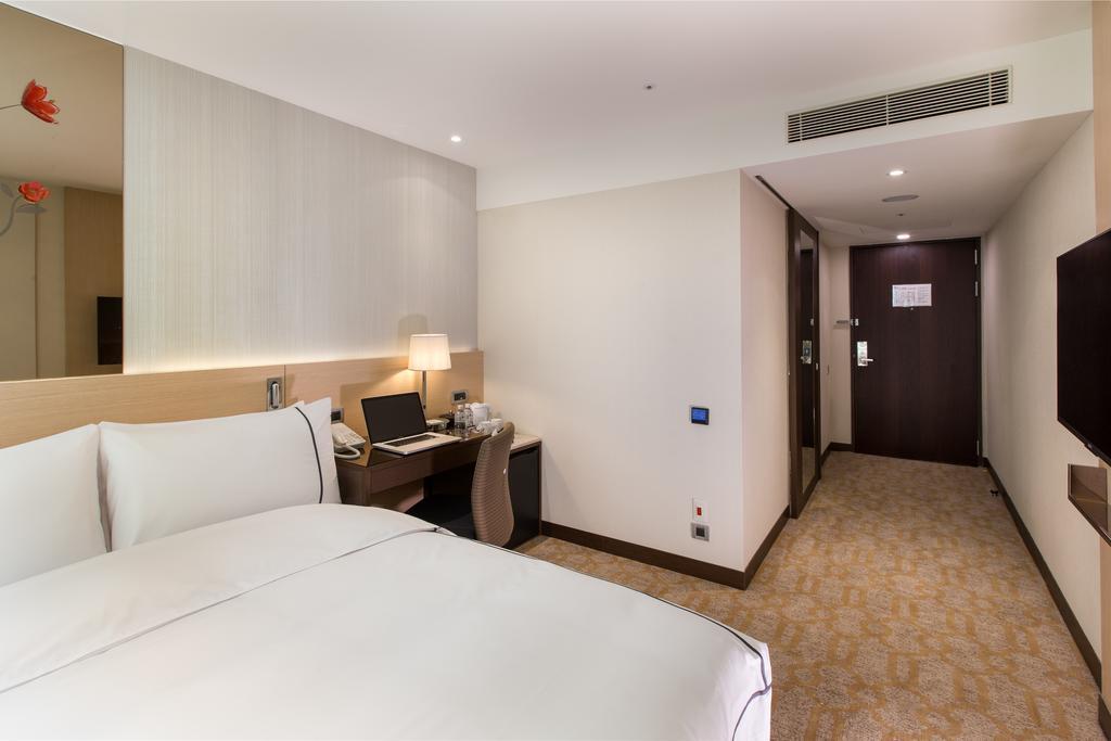 เค โฮเต็ล เทียนสิน Hotel ไทเป ภายนอก รูปภาพ