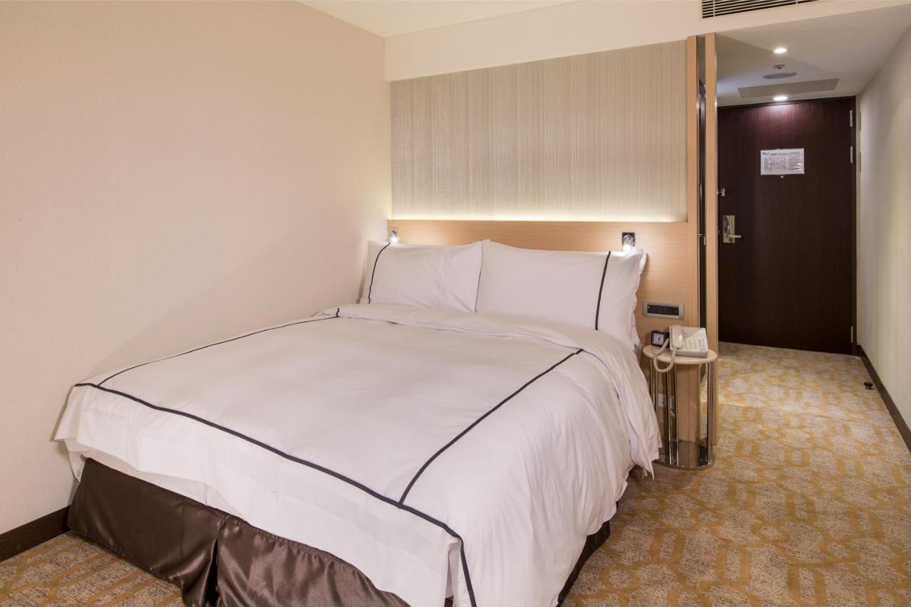 เค โฮเต็ล เทียนสิน Hotel ไทเป ภายนอก รูปภาพ